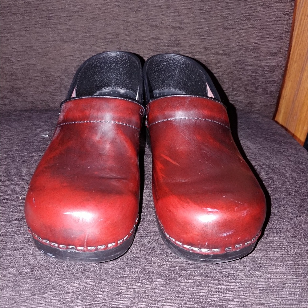 Dansko nursing clogs